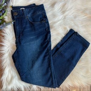 Seven7 | high rise booty shaper dark wash jeggings